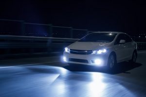 When-Should-You-Turn-Your-Headlights-On.jpg