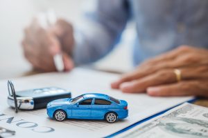 At What Age Should People Buy Auto Insurance?