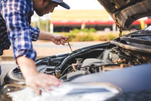 hould I Check My Oil when the Engine is Cold or Hot?