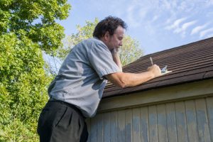 What Does an Insurance Adjuster Look for when Evaluating Roof Damage?